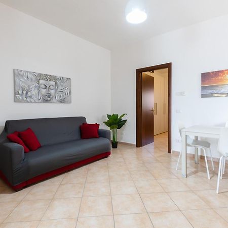 Ad Apartment Olbia Buitenkant foto