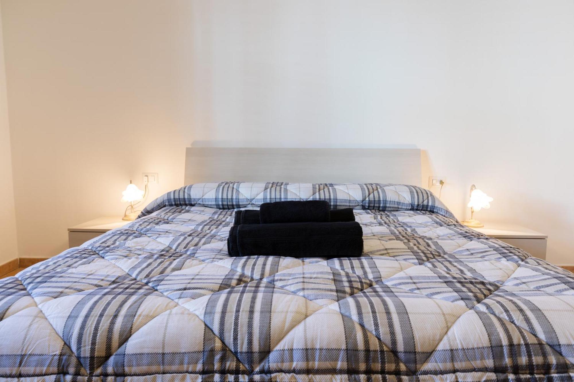 Ad Apartment Olbia Buitenkant foto